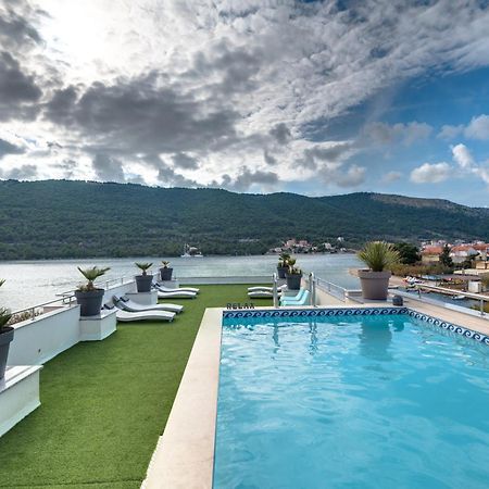 Apartments Holidays Roko Grebaštica Eksteriør bilde