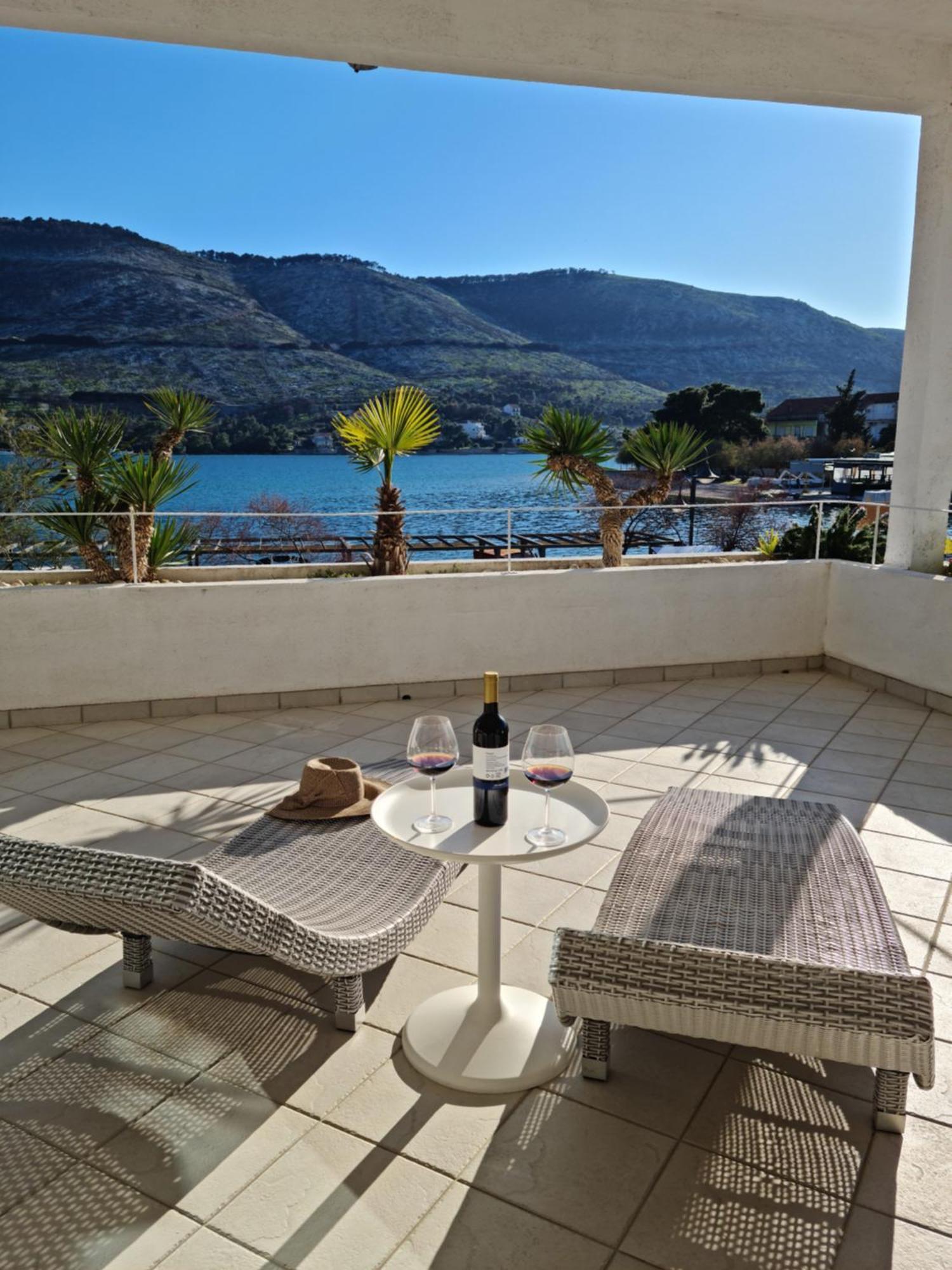Apartments Holidays Roko Grebaštica Eksteriør bilde