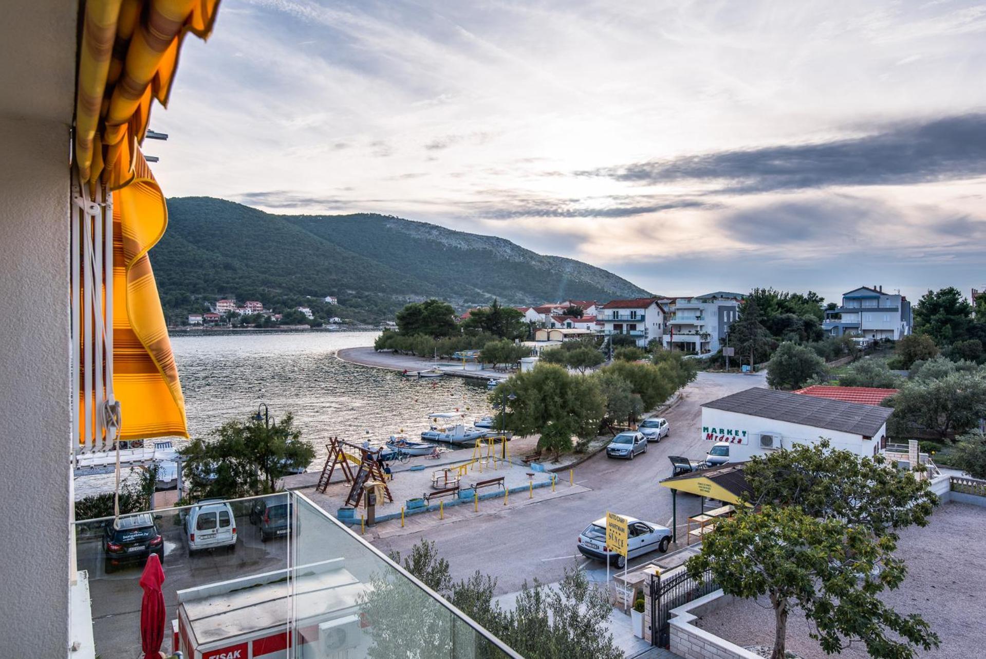 Apartments Holidays Roko Grebaštica Eksteriør bilde