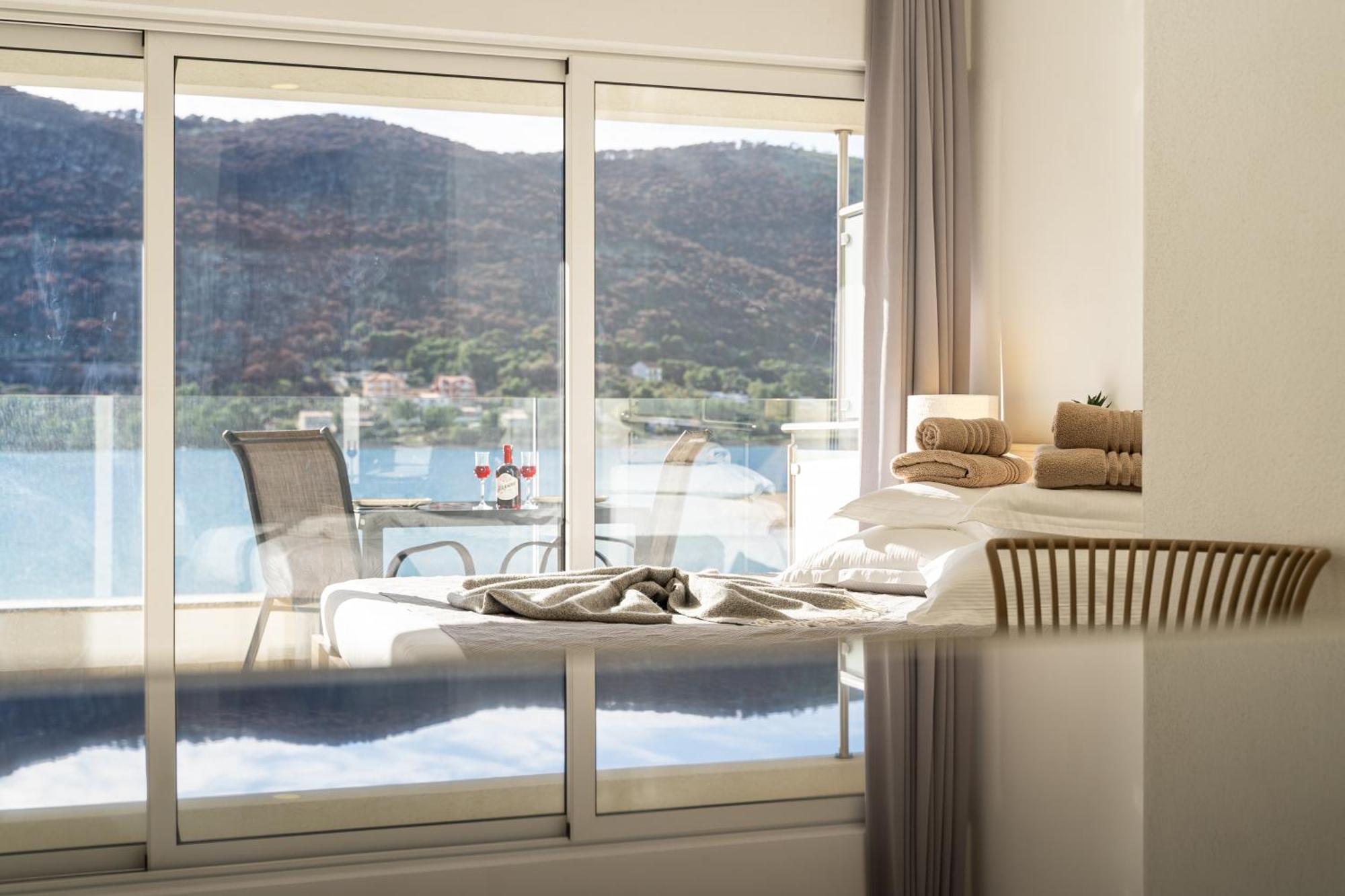 Apartments Holidays Roko Grebaštica Eksteriør bilde