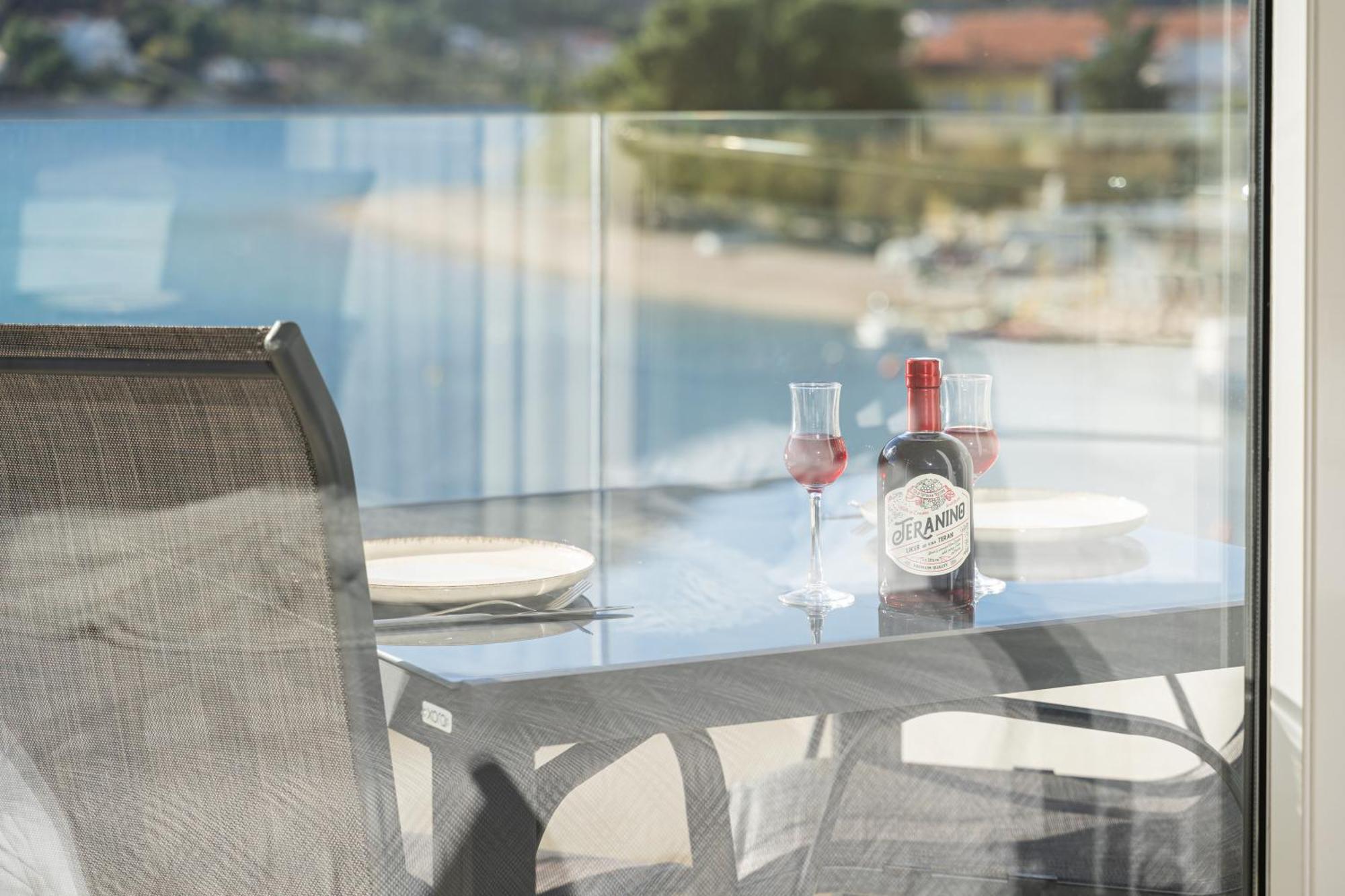 Apartments Holidays Roko Grebaštica Eksteriør bilde