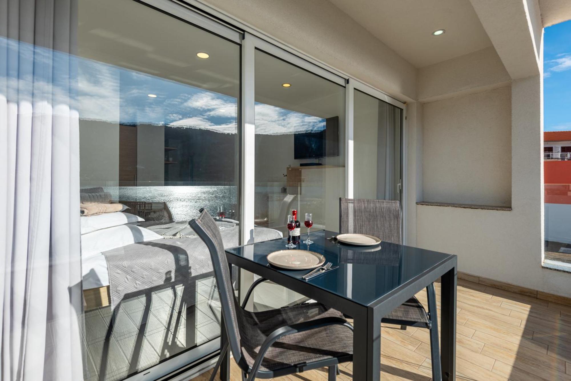 Apartments Holidays Roko Grebaštica Eksteriør bilde