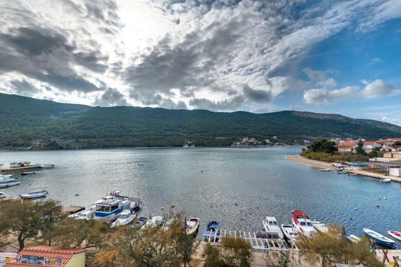 Apartments Holidays Roko Grebaštica Eksteriør bilde