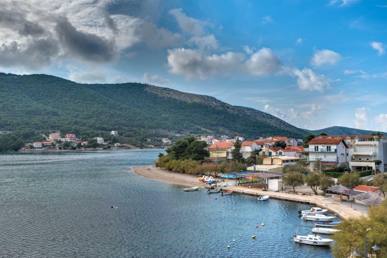 Apartments Holidays Roko Grebaštica Eksteriør bilde